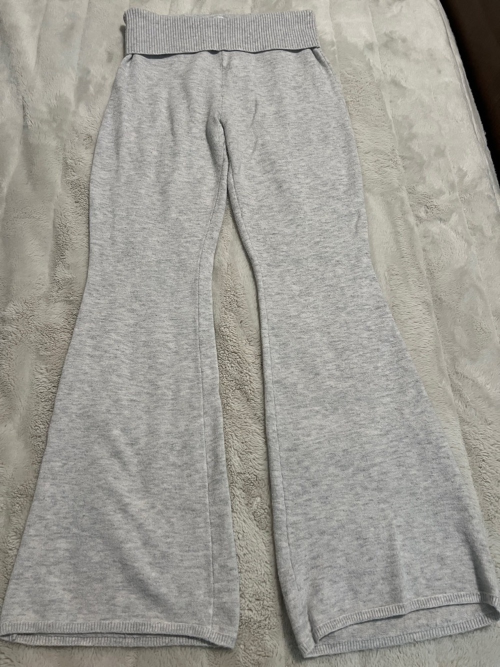 Women’s Hollister Light Gray Knit Flare Pants